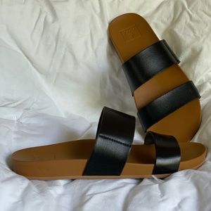 *Like New* REEF Cushion Vista Slide Sandals, Black/Natural, Size 8